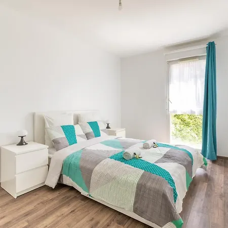 Guestready - Spacious & Bright 2Br Flat In Creteil Parking Included * Кретей