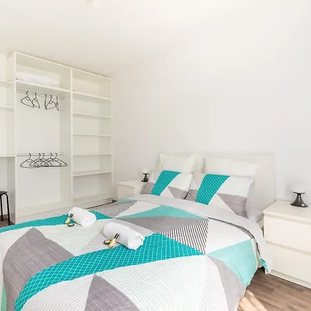 Guestready - Spacious & Bright 2Br Flat In Creteil Parking Included *